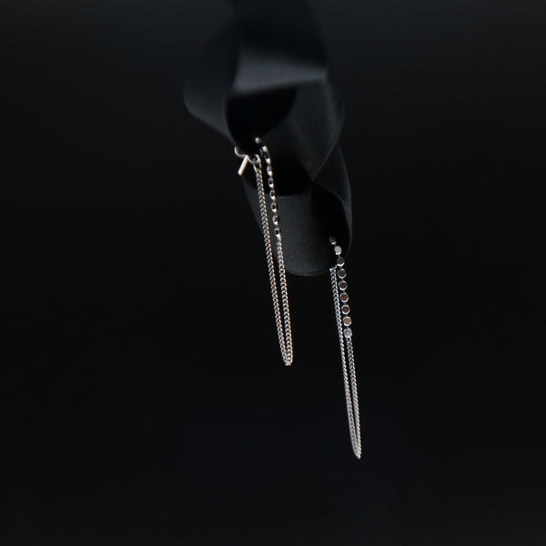 Dotted Chain Earring